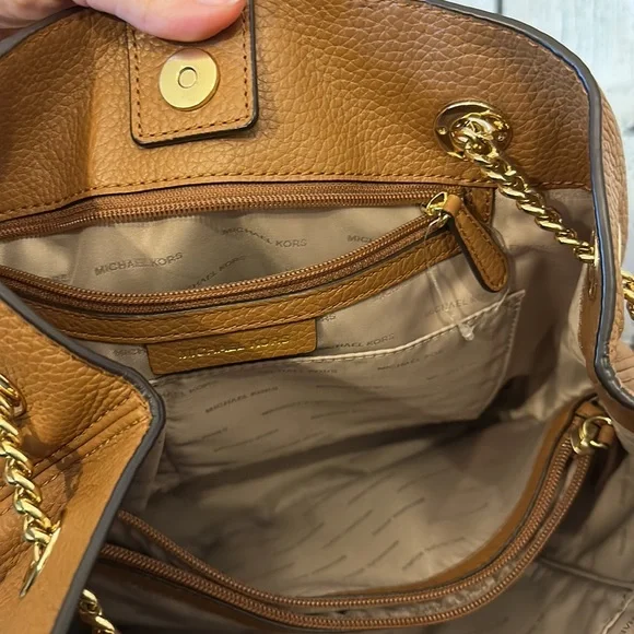 Michaels Kors Brown Pebbled Leather Soft supple cognac shoulder bag purse - Picture 11 of 14